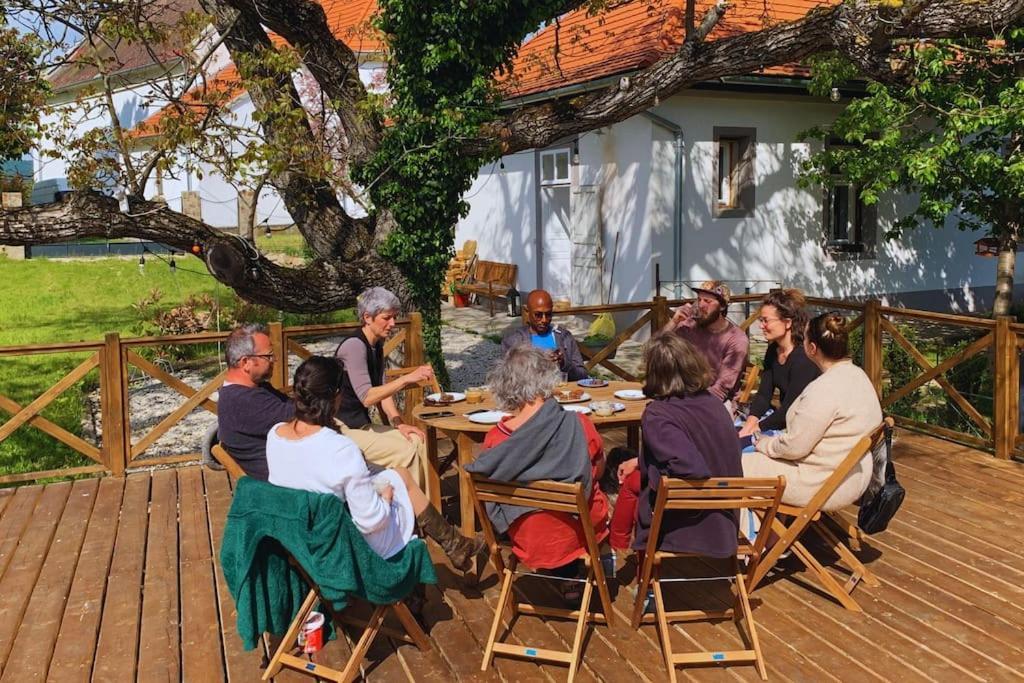 Parokia Es Coworking A Balaton Mellett Апартаменты